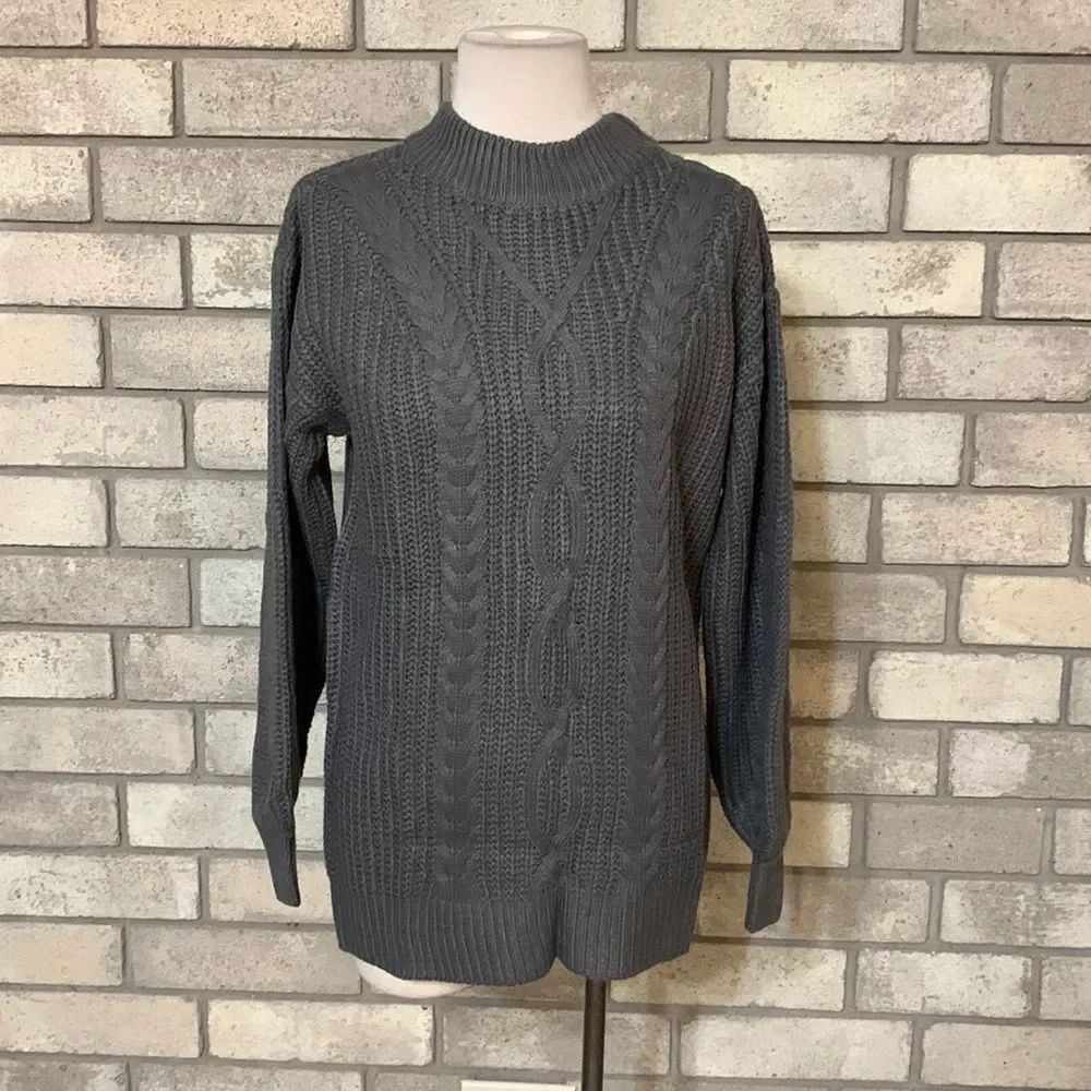 3for$20 sweater small